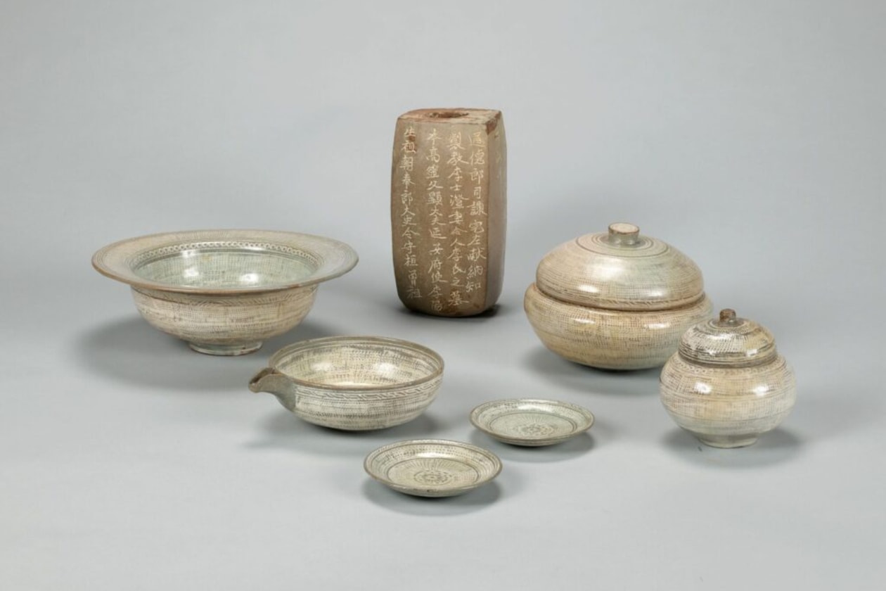 Smithsonian 'Korean Treasures' with Audrey Nuna Art Artworks Exhibition